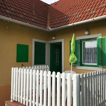 Aracsi Haziko Feriehus *