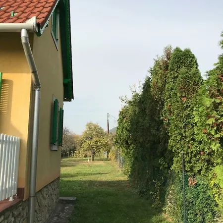 Arácsi Házikó * Balatonfüred